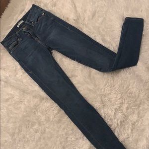 Good American “Good Legs” size 0/25 Skinny Jeans
